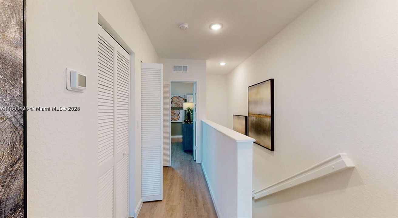 出租: $2,901 (2 贝兹, 2 浴室, 1510 平方英尺)