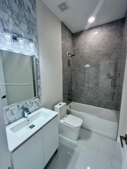 待售: $550,000 (4 贝兹, 3 浴室, 2128 平方英尺)