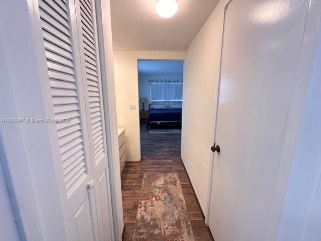 На продажу: $155,000 (1 спален, 1 ванн, 775 Квадратных фут)