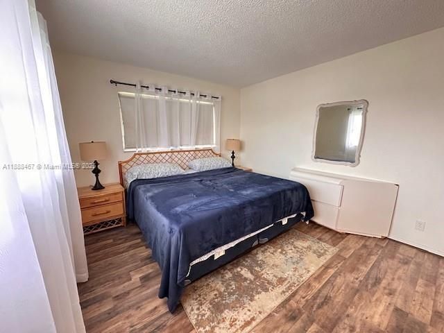 На продажу: $155,000 (1 спален, 1 ванн, 775 Квадратных фут)