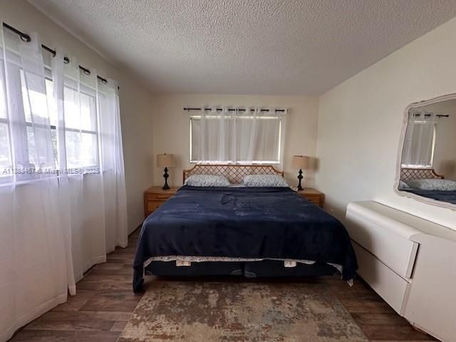 На продажу: $155,000 (1 спален, 1 ванн, 775 Квадратных фут)