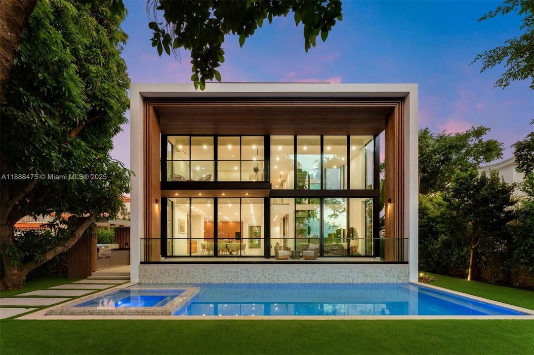 For Sale: $10,770,000 (5 beds, 6 baths, 4875 Square Feet)