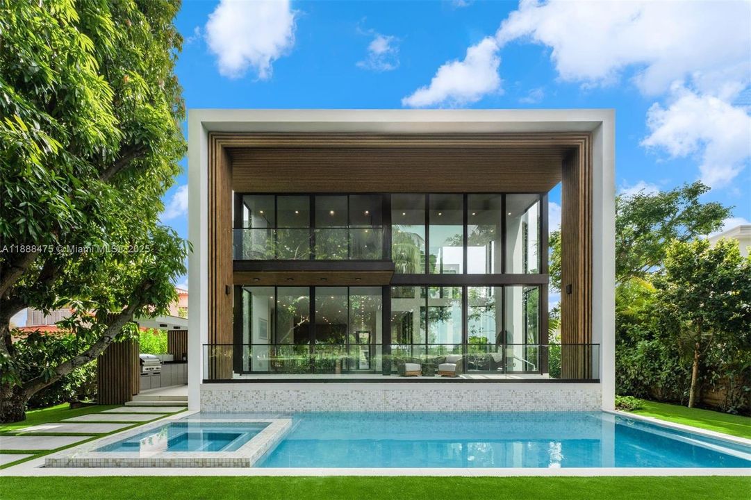 For Sale: $10,770,000 (5 beds, 6 baths, 4875 Square Feet)