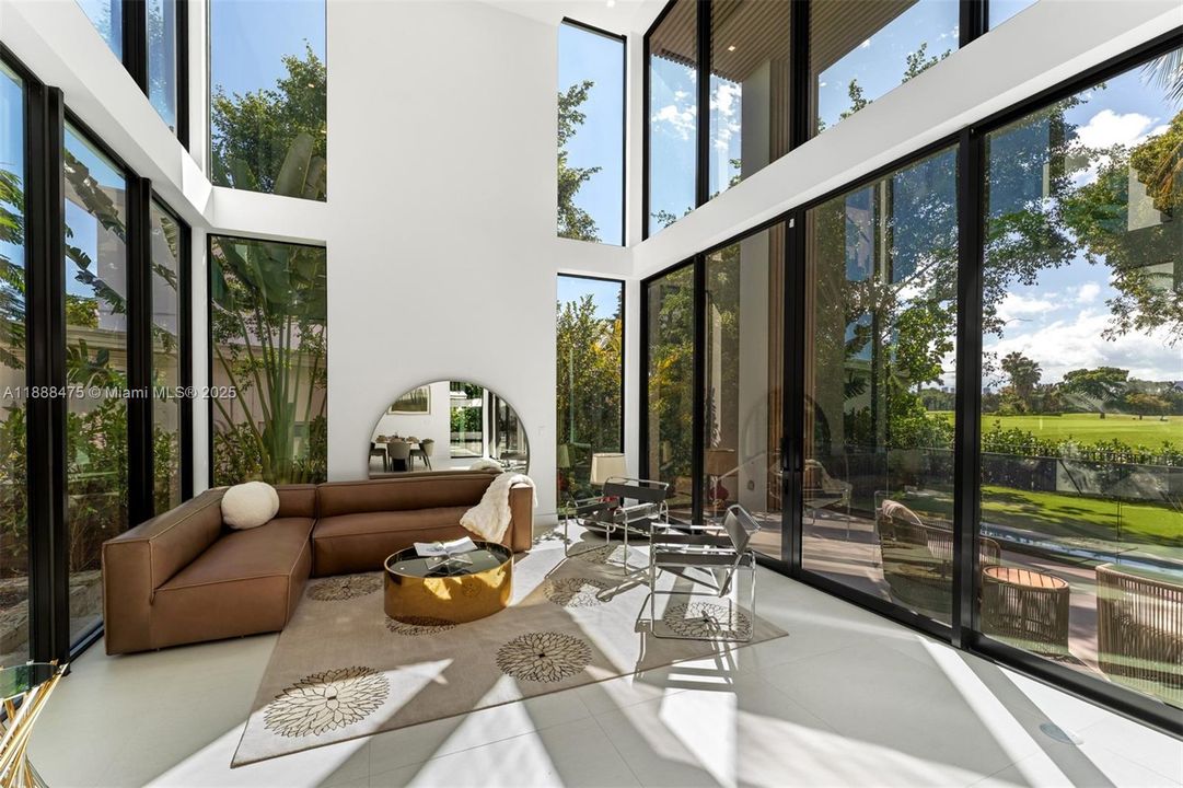 For Sale: $10,770,000 (5 beds, 6 baths, 4875 Square Feet)