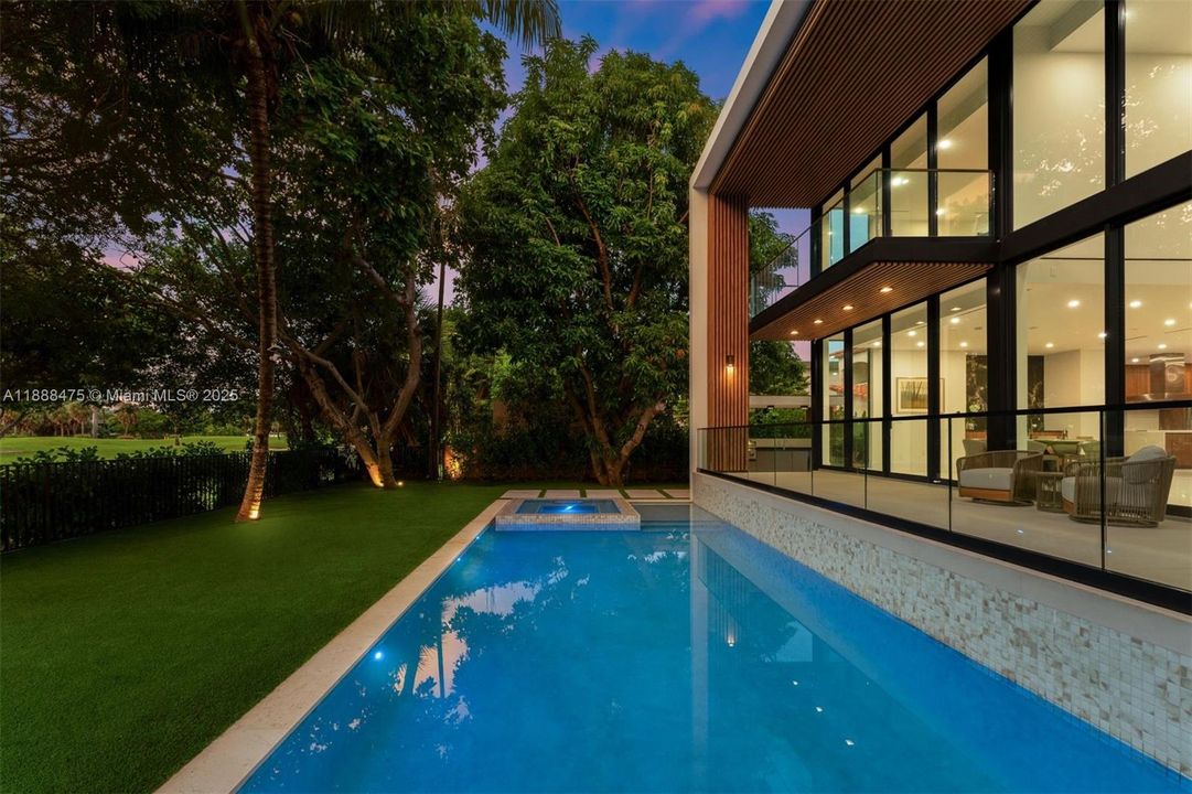 For Sale: $10,770,000 (5 beds, 6 baths, 4875 Square Feet)