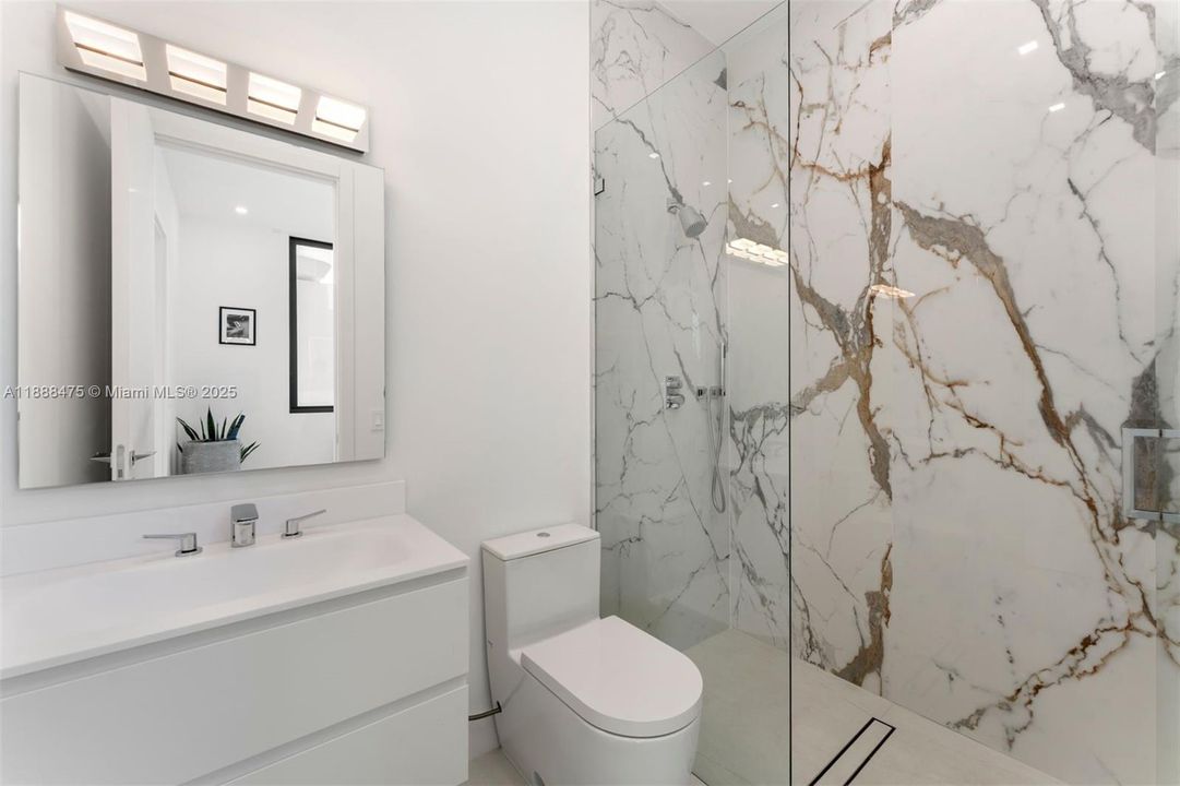 For Sale: $10,770,000 (5 beds, 6 baths, 4875 Square Feet)