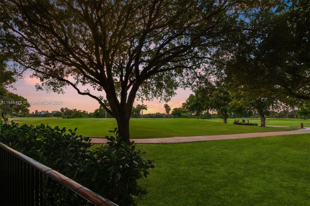 For Sale: $10,770,000 (5 beds, 6 baths, 4875 Square Feet)