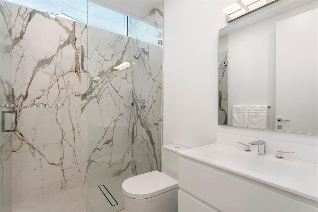 For Sale: $10,770,000 (5 beds, 6 baths, 4875 Square Feet)