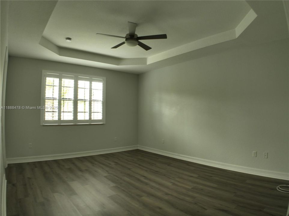 Недавно продано: $635,000 (4 спален, 2 ванн, 1874 Квадратных фут)