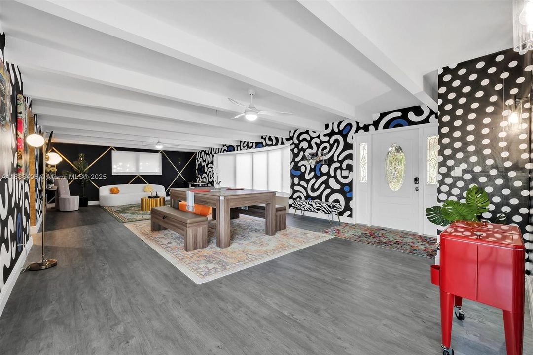 For Sale: $1,200,000 (4 beds, 3 baths, 2098 Square Feet)