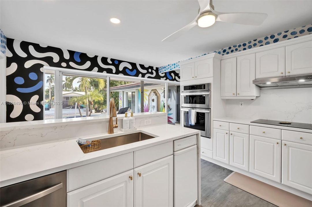 For Sale: $1,200,000 (4 beds, 3 baths, 2098 Square Feet)