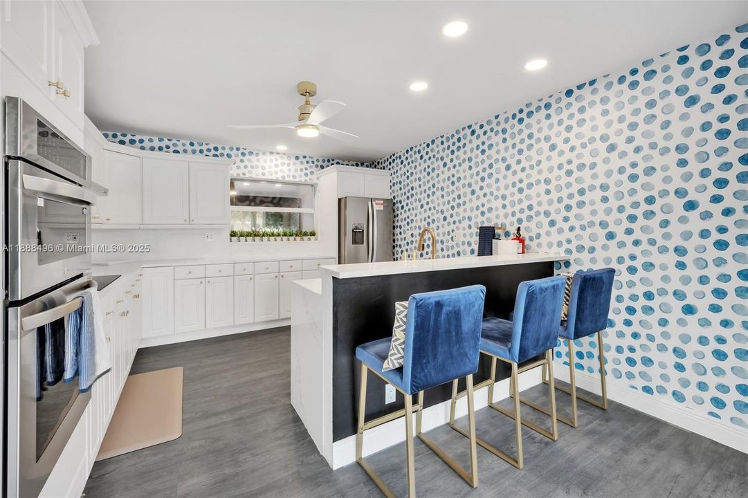 For Sale: $1,200,000 (4 beds, 3 baths, 2098 Square Feet)