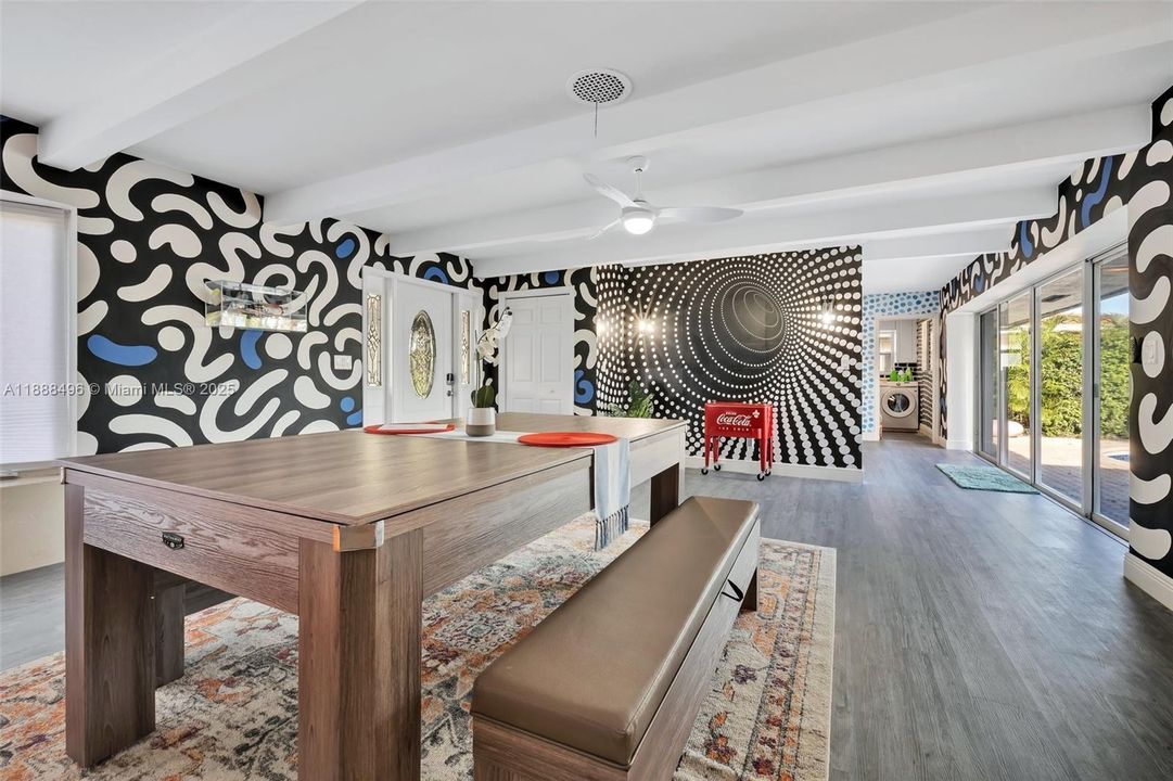 For Sale: $1,200,000 (4 beds, 3 baths, 2098 Square Feet)