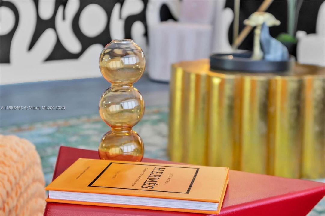 For Sale: $1,200,000 (4 beds, 3 baths, 2098 Square Feet)