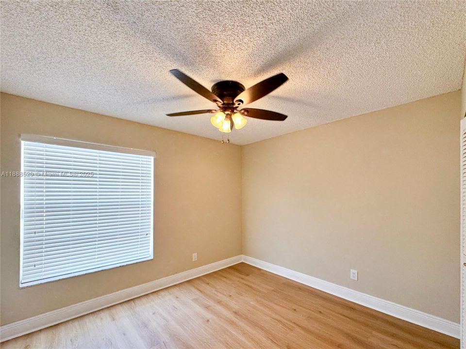 Recently Rented: $2,595 (2 beds, 2 baths, 1117 Square Feet)