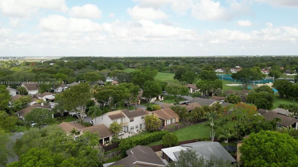 Recently Rented: $2,595 (2 beds, 2 baths, 1117 Square Feet)