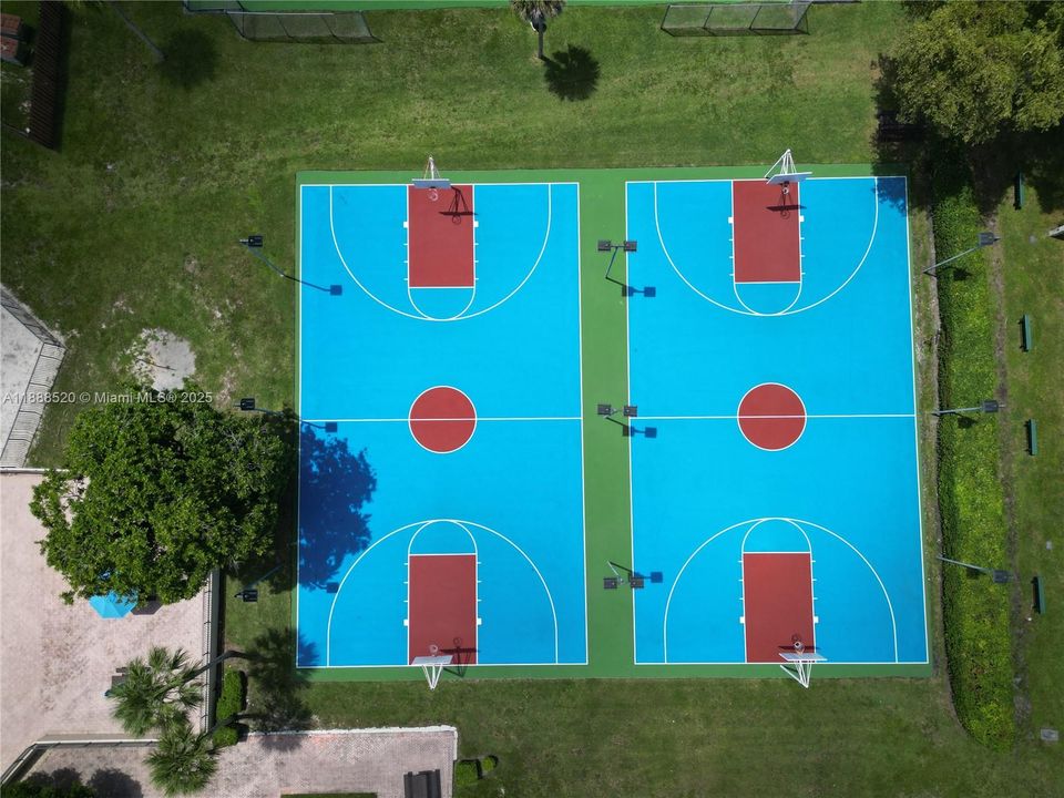 Recently Rented: $2,595 (2 beds, 2 baths, 1117 Square Feet)