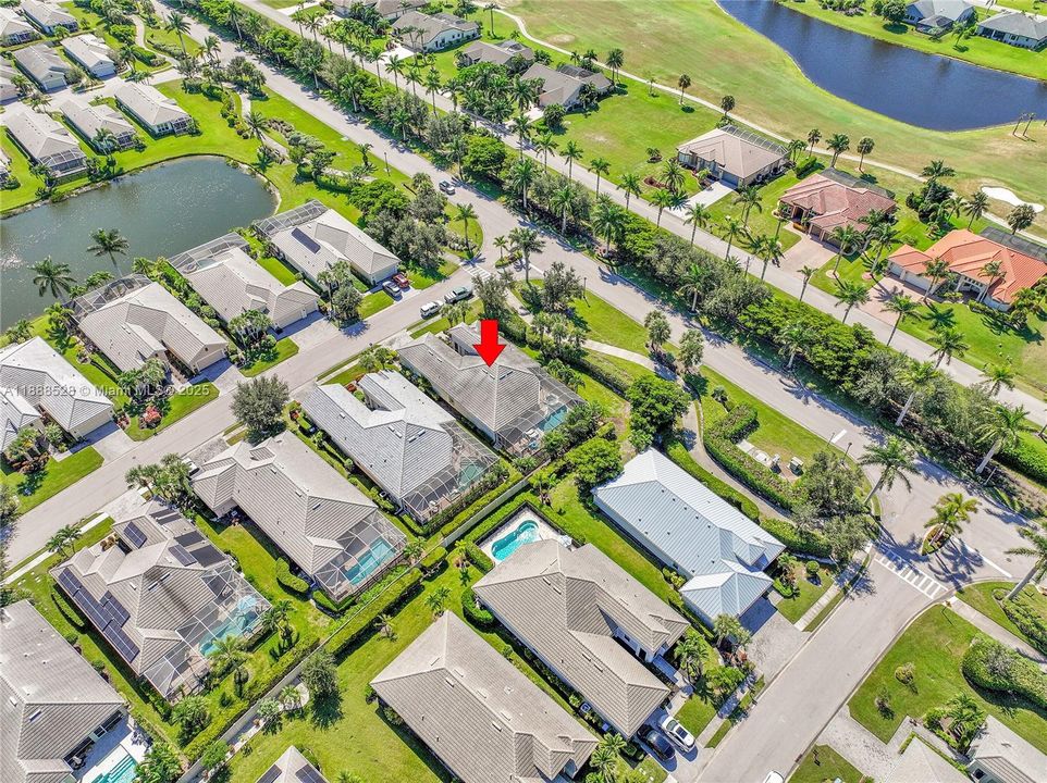 合同活跃: $408,000 (3 贝兹, 2 浴室, 2581 平方英尺)