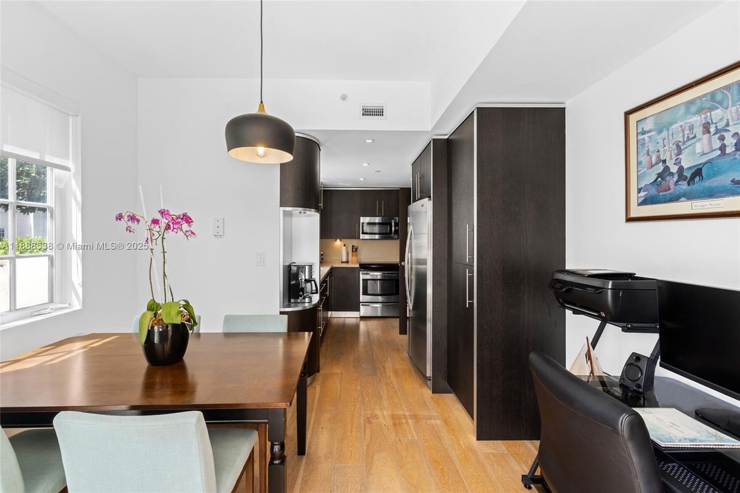 For Sale: $4,500,000 (3 beds, 3 baths, 2049 Square Feet)