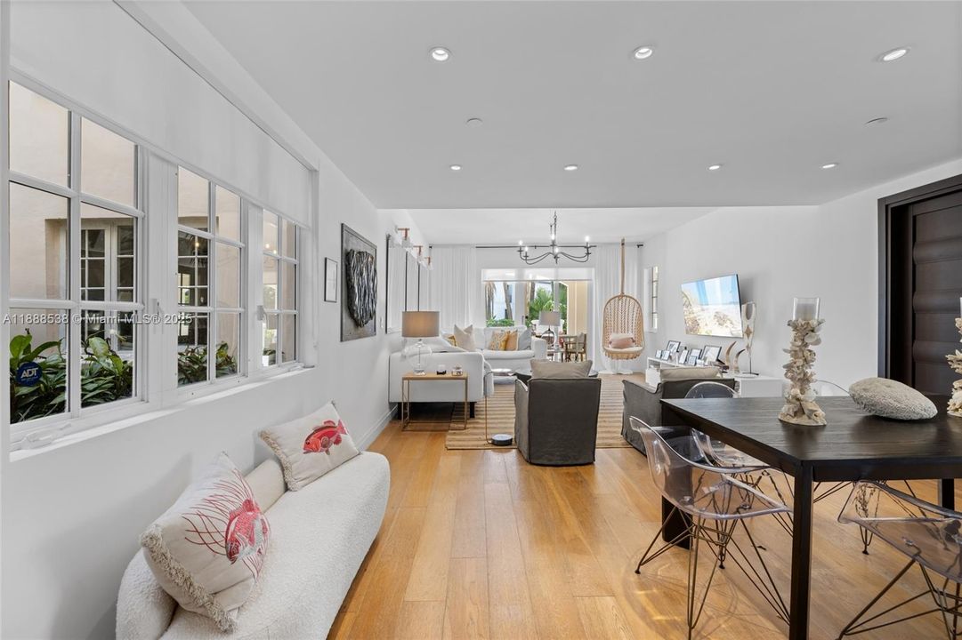 For Sale: $4,500,000 (3 beds, 3 baths, 2049 Square Feet)