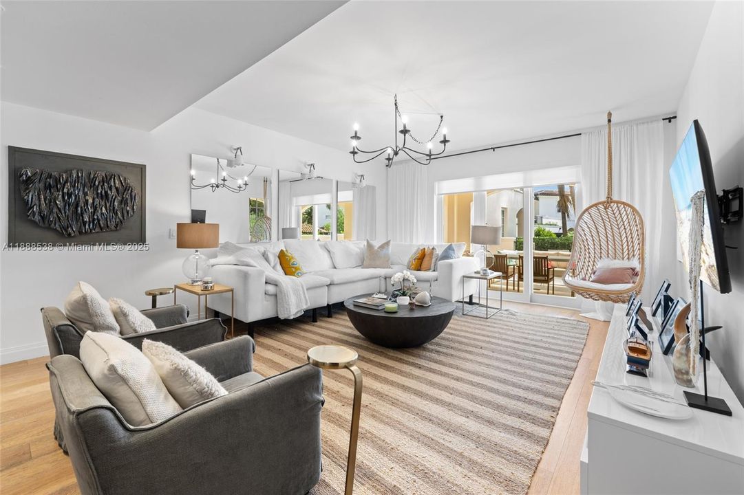 For Sale: $4,500,000 (3 beds, 3 baths, 2049 Square Feet)