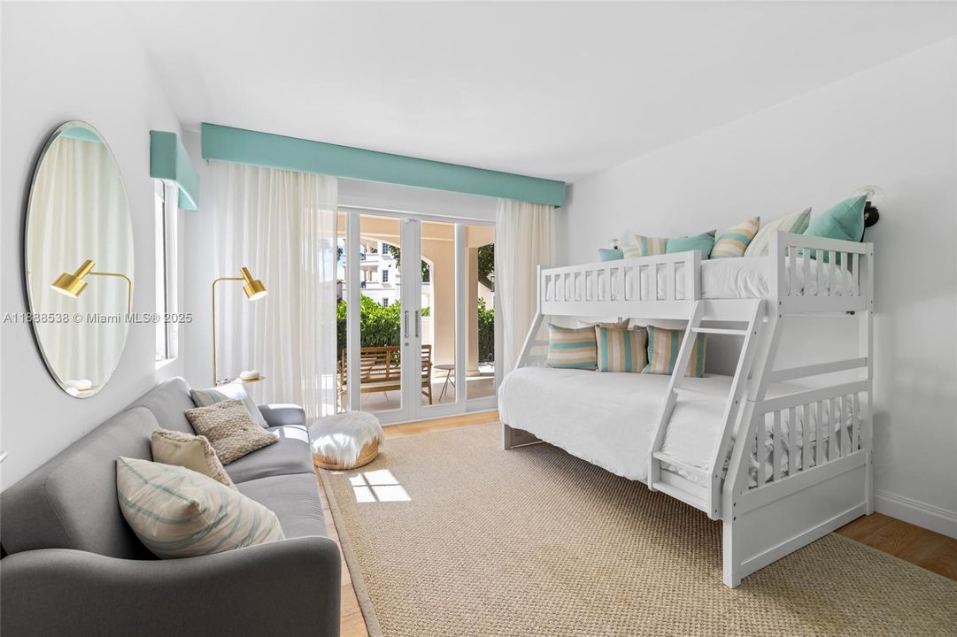 For Sale: $4,500,000 (3 beds, 3 baths, 2049 Square Feet)