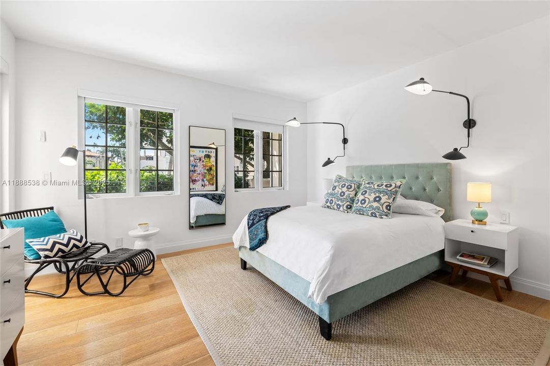 For Sale: $4,500,000 (3 beds, 3 baths, 2049 Square Feet)