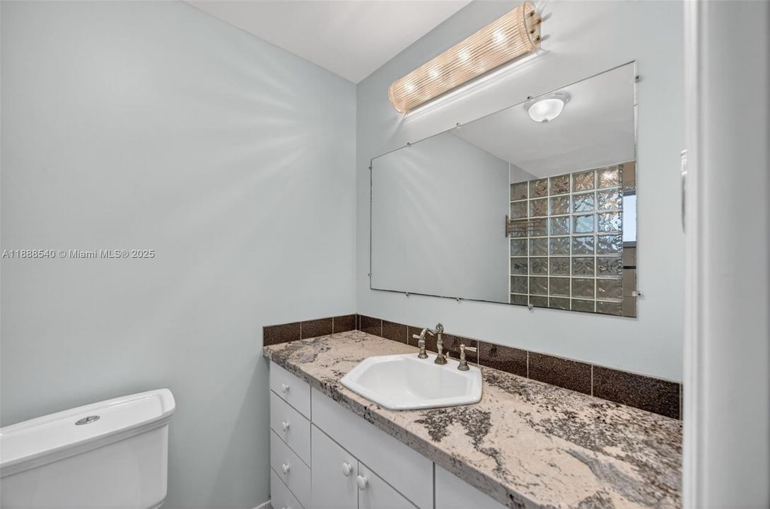 Active With Contract: $525,000 (3 beds, 2 baths, 1531 Square Feet)