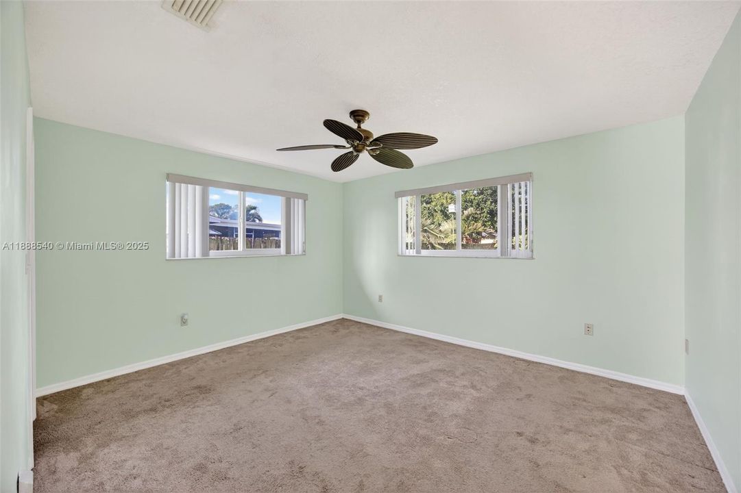 Active With Contract: $525,000 (3 beds, 2 baths, 1531 Square Feet)