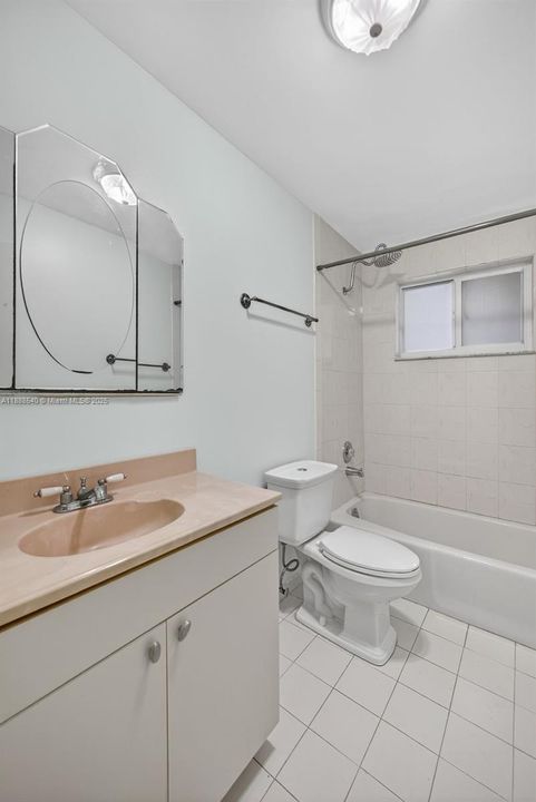 Active With Contract: $525,000 (3 beds, 2 baths, 1531 Square Feet)