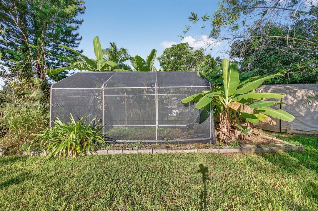 Active With Contract: $525,000 (3 beds, 2 baths, 1531 Square Feet)