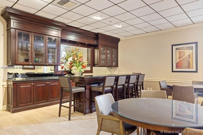 Active With Contract: $3,800 (2 beds, 2 baths, 1210 Square Feet)