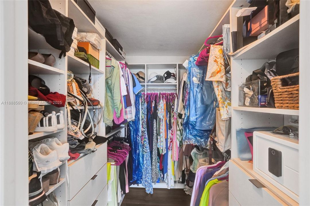 Master California Closet
