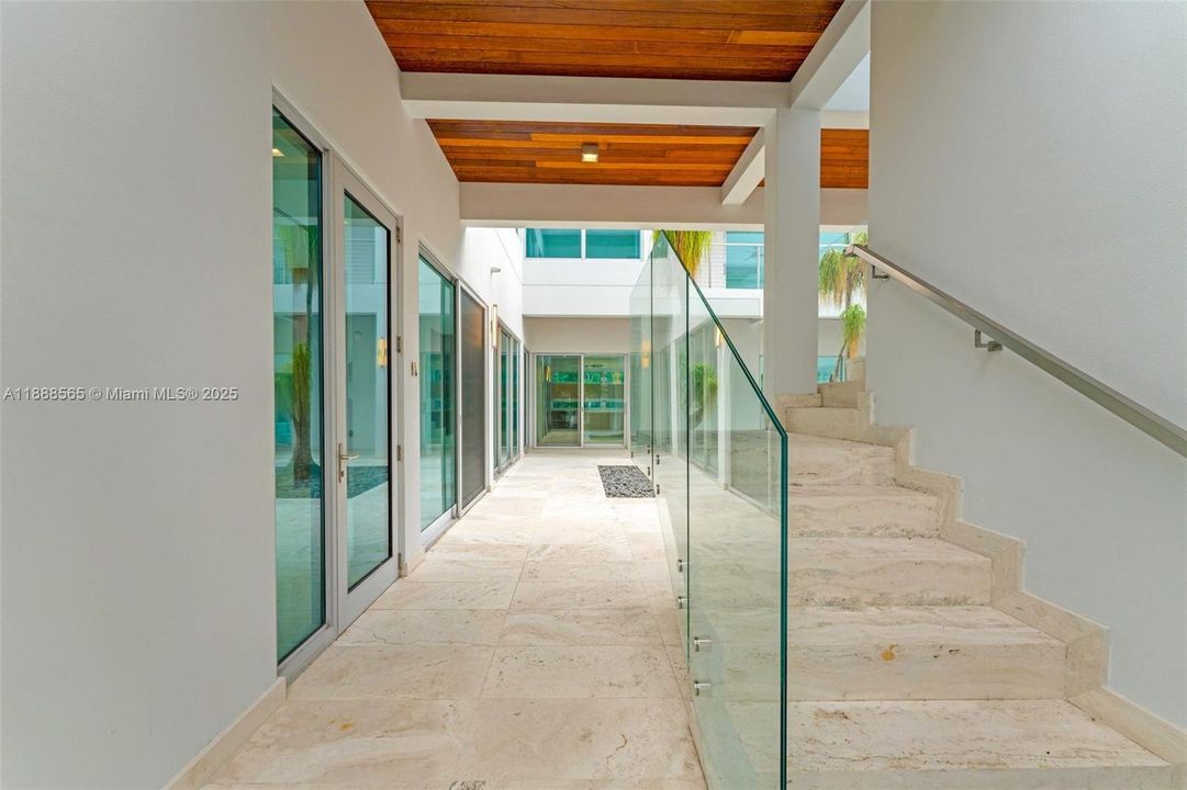 For Sale: $6,999,999 (6 beds, 6 baths, 0 Square Feet)