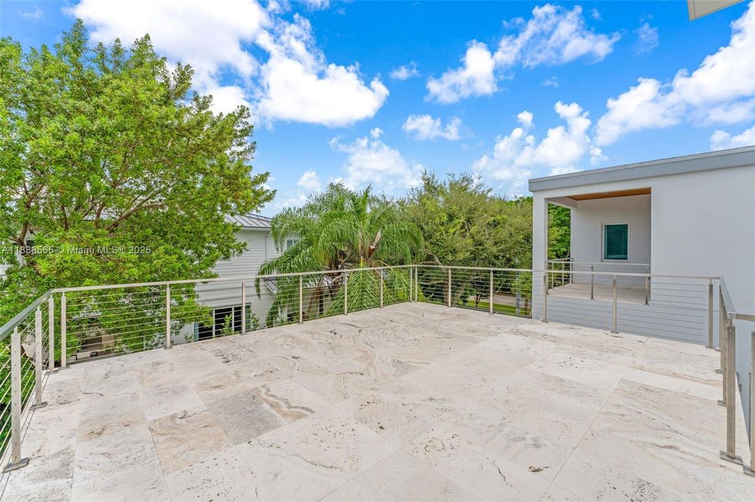 For Sale: $6,999,999 (6 beds, 6 baths, 0 Square Feet)