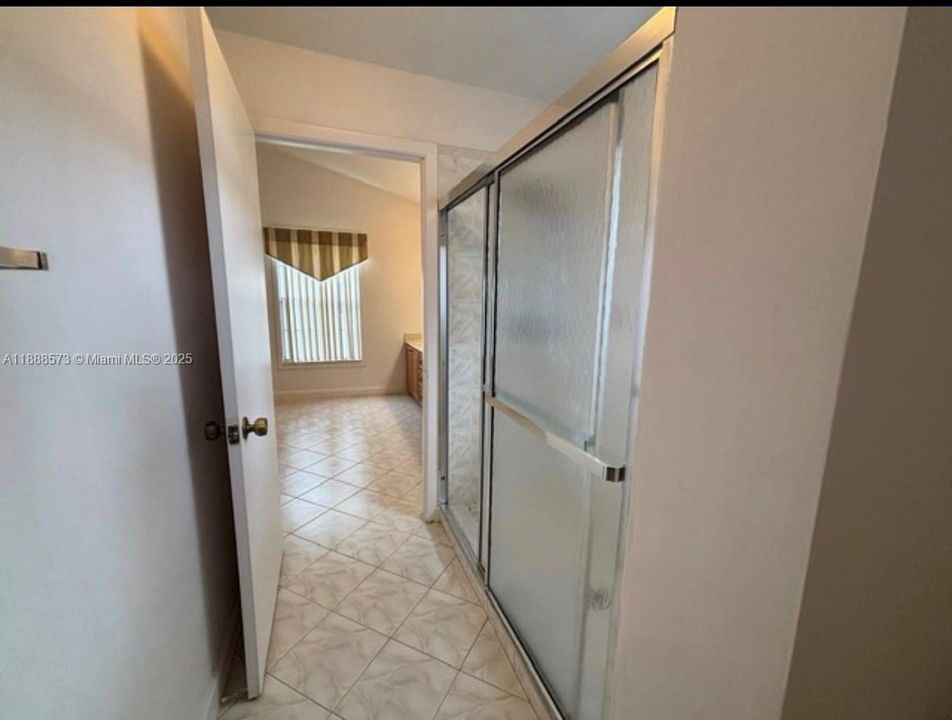 На продажу: $699,000 (4 спален, 2 ванн, 2288 Квадратных фут)