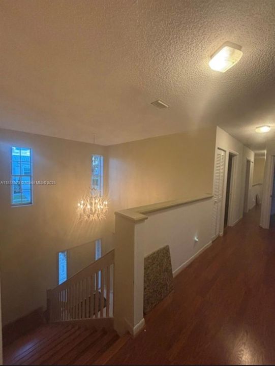 На продажу: $699,000 (4 спален, 2 ванн, 2288 Квадратных фут)