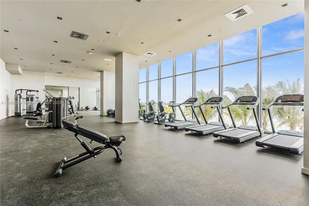 最近租的: $5,500 (2 贝兹, 3 浴室, 1223 平方英尺)