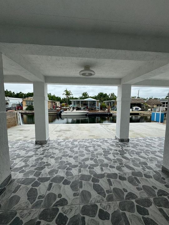 For Sale: $1,600,000 (4 beds, 4 baths, 1350 Square Feet)