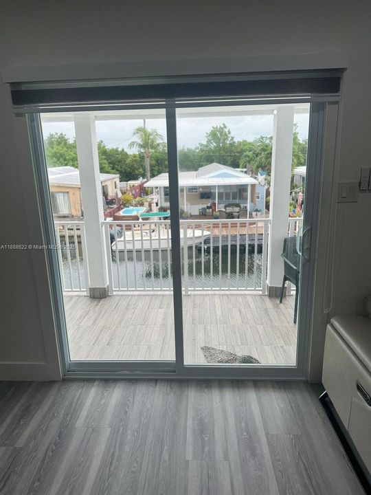 For Sale: $1,600,000 (4 beds, 4 baths, 1350 Square Feet)