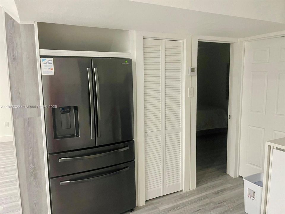 For Sale: $1,600,000 (4 beds, 4 baths, 1350 Square Feet)