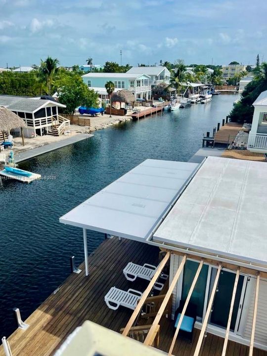 For Sale: $1,600,000 (4 beds, 4 baths, 1350 Square Feet)