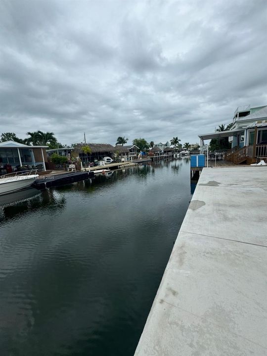 For Sale: $1,600,000 (4 beds, 4 baths, 1350 Square Feet)