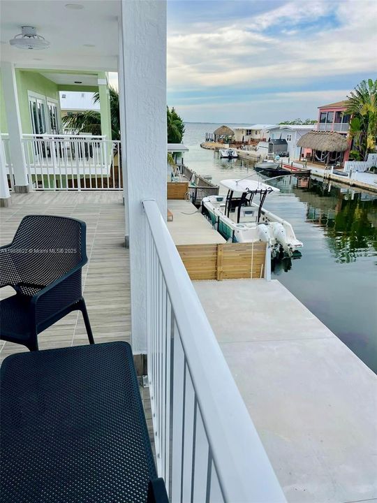 For Sale: $1,600,000 (4 beds, 4 baths, 1350 Square Feet)