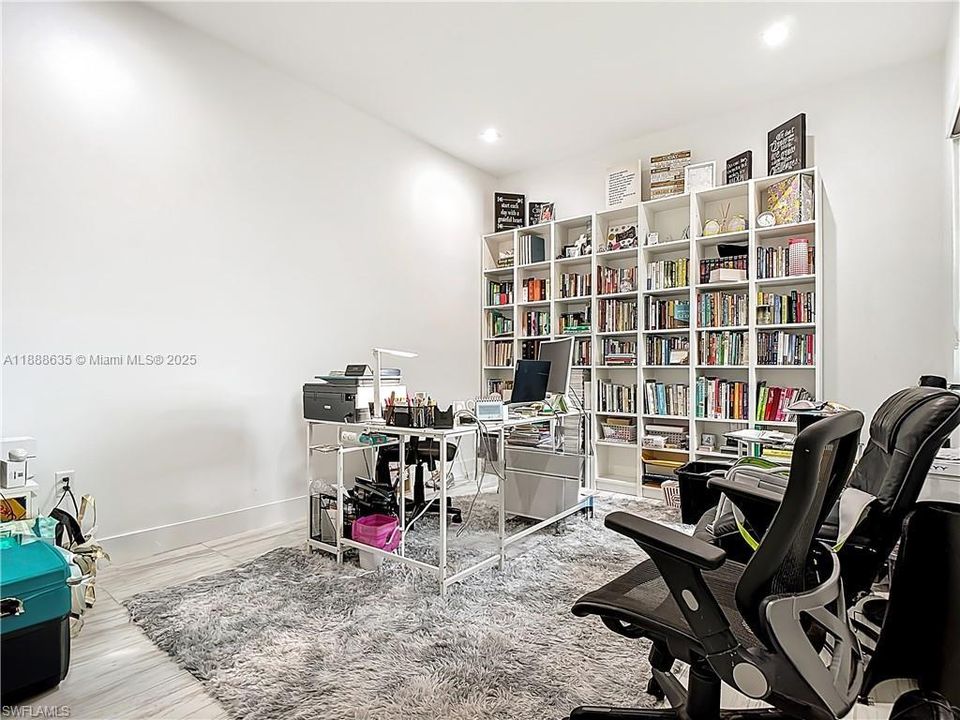 For Sale: $689,000 (4 beds, 4 baths, 3522 Square Feet)