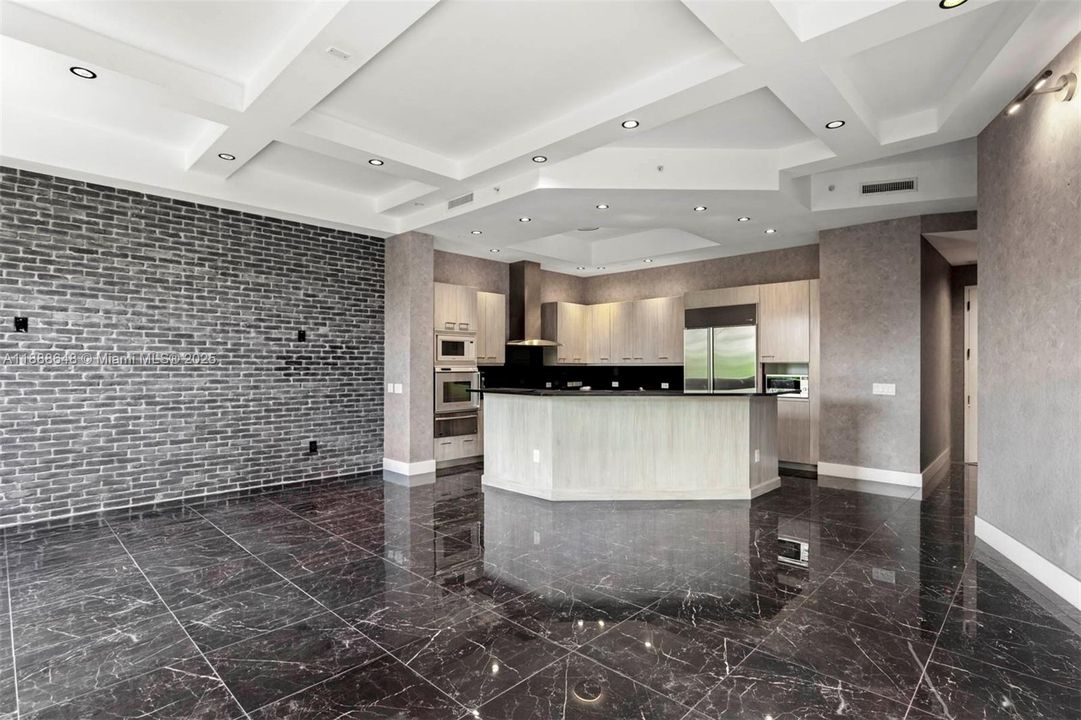 待售: $1,895,000 (2 贝兹, 2 浴室, 1582 平方英尺)