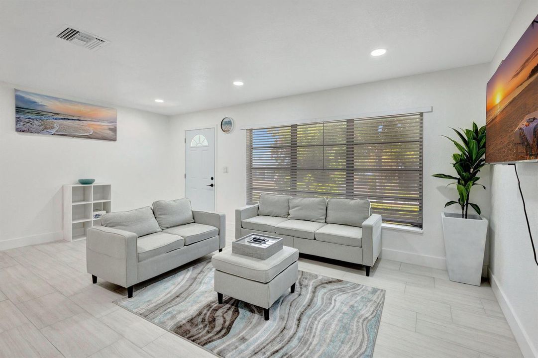 10-web-or-mls-5P1A5239