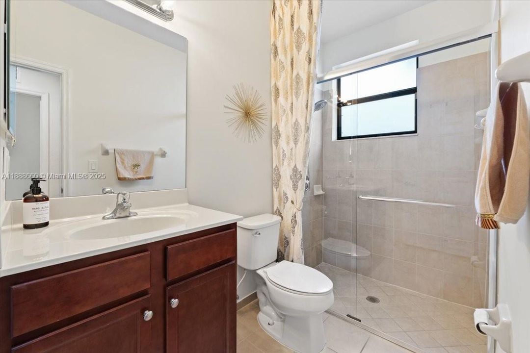 Active With Contract: $695,000 (5 beds, 3 baths, 2444 Square Feet)