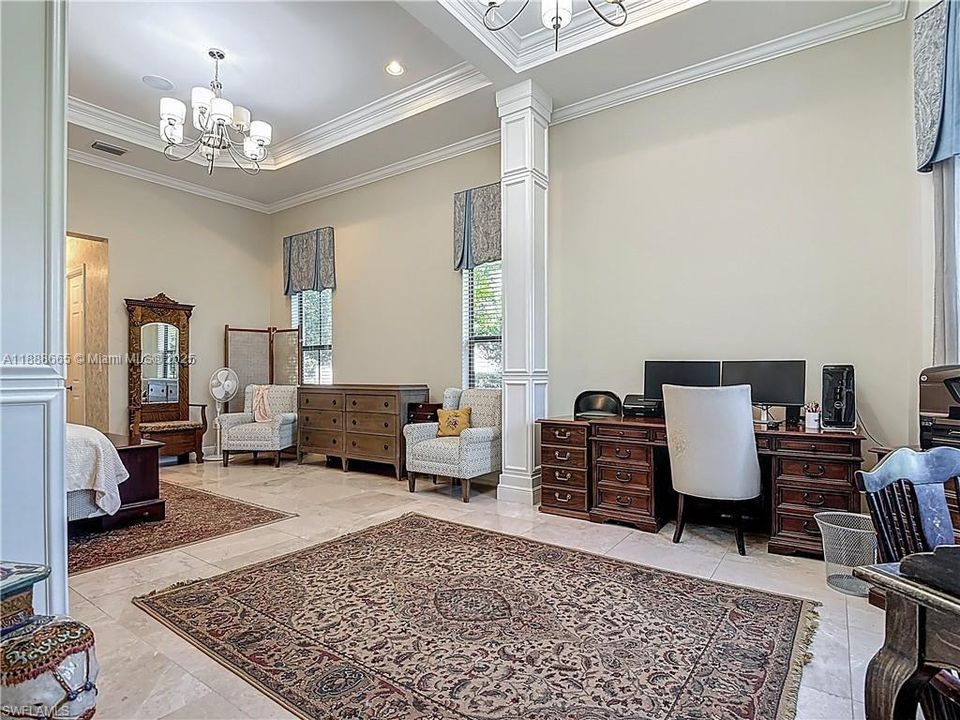 For Sale: $845,000 (5 beds, 5 baths, 3947 Square Feet)