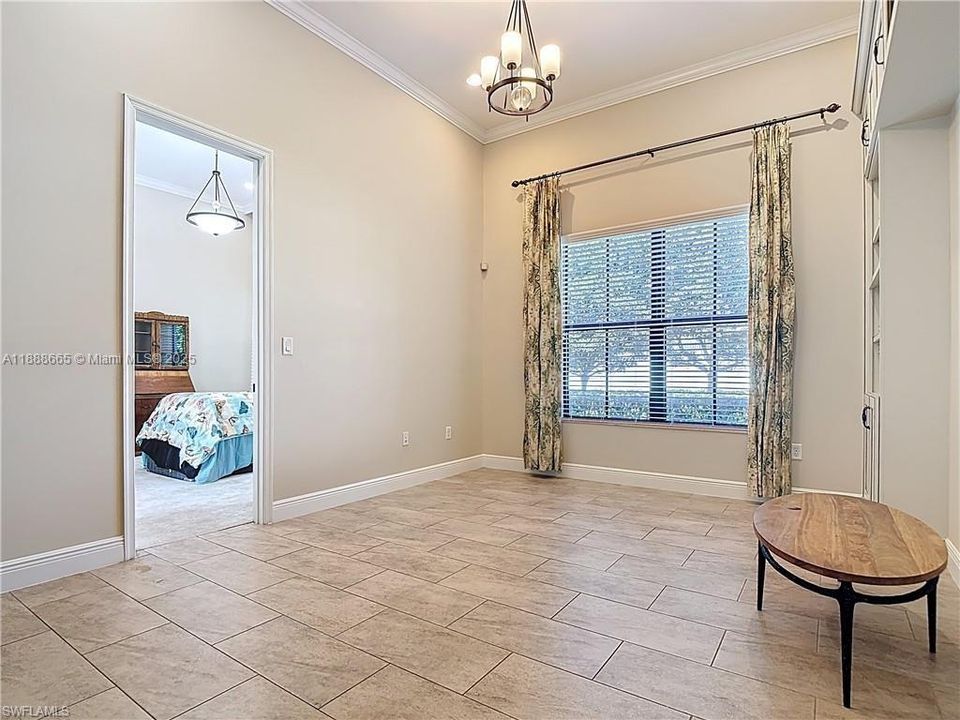 For Sale: $845,000 (5 beds, 5 baths, 3947 Square Feet)